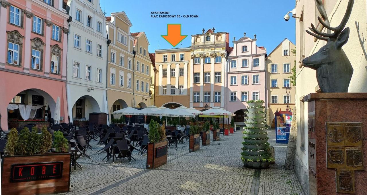 Plac Ratuszowy 50 - Old Town - 2 Sypialnie I Salon Еленя-Гура Экстерьер фото
